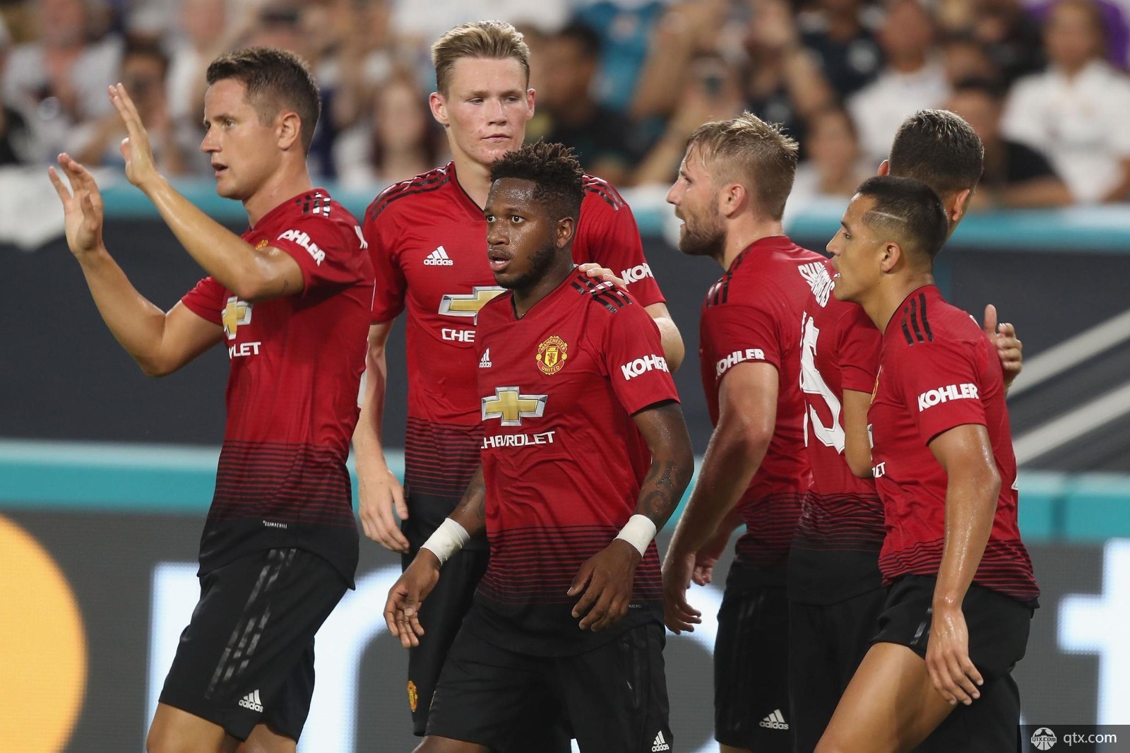 英超超远射进球