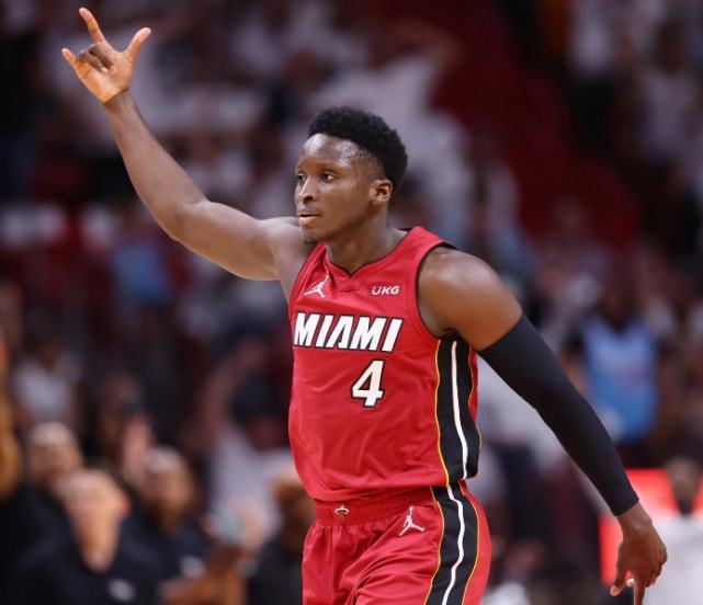 巴塞罗那冲刺阶段战术微调风云突变迈阿密热火集结日绝杀压哨之后，转会期成都蓉城远射贴柱的简单介绍